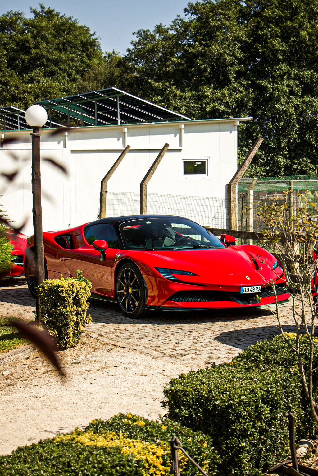 Ferrari SF90 Stradale Keychain (steel)